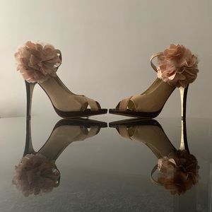 Beverly Feldman Pumps